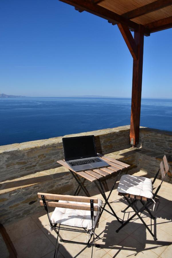 Andros Escape Condos Korthio Екстериор снимка
