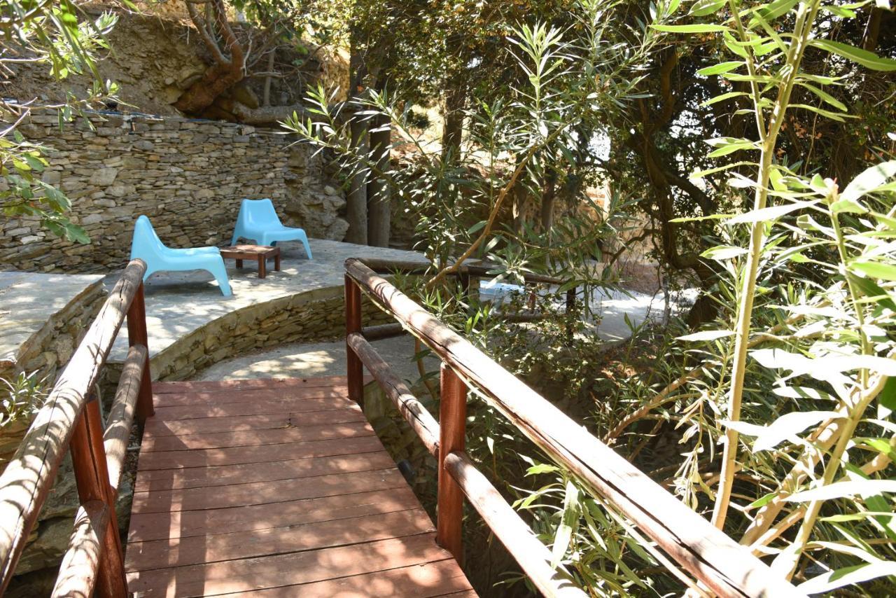 Andros Escape Condos Korthio Екстериор снимка