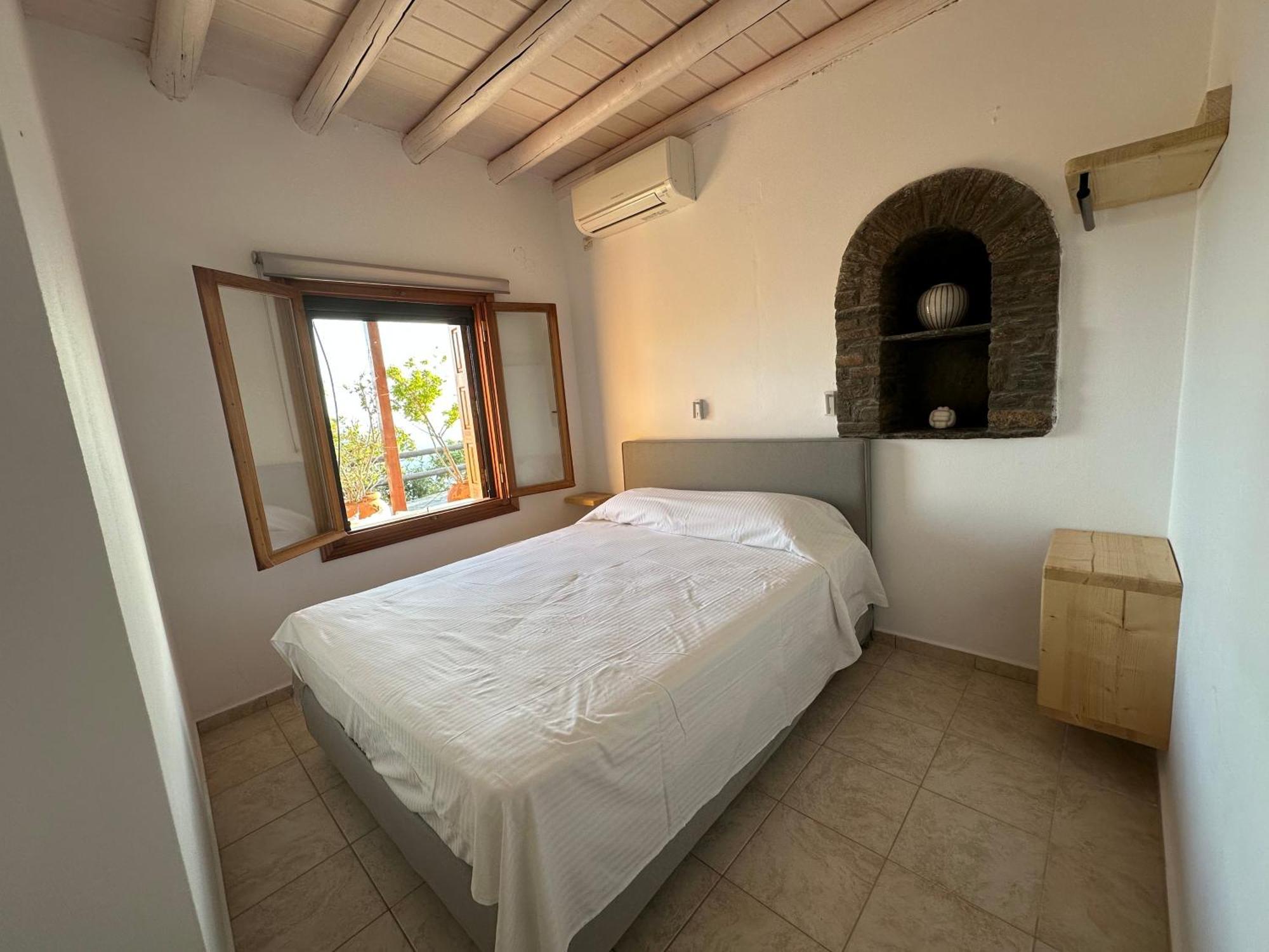 Andros Escape Condos Korthio Екстериор снимка